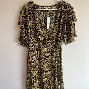 NWT Size 6 Topshop  Mini yellow and black cheetah dress